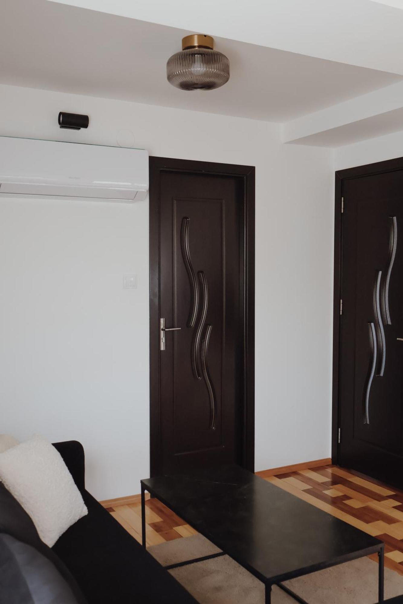 Doux Apartman Odorheiu Secuiesc Bagian luar foto